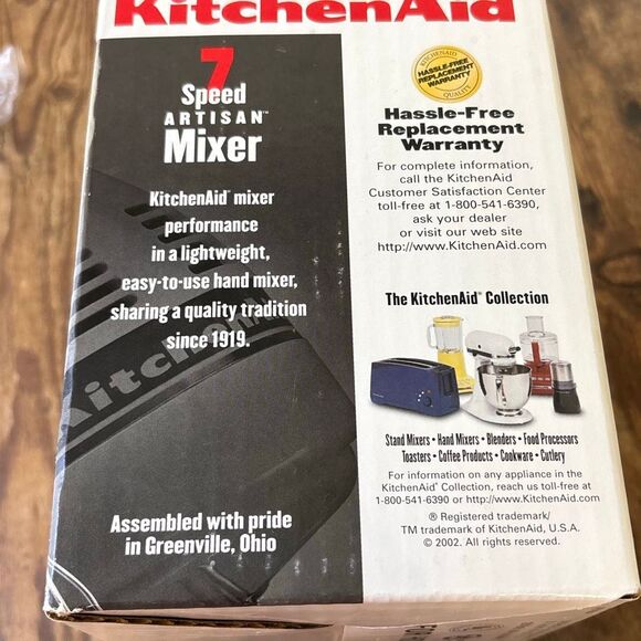 New in Box KitchenAid hand mixer Artisan 7 speed KHM7T tested digital control - Picture 8 of 9